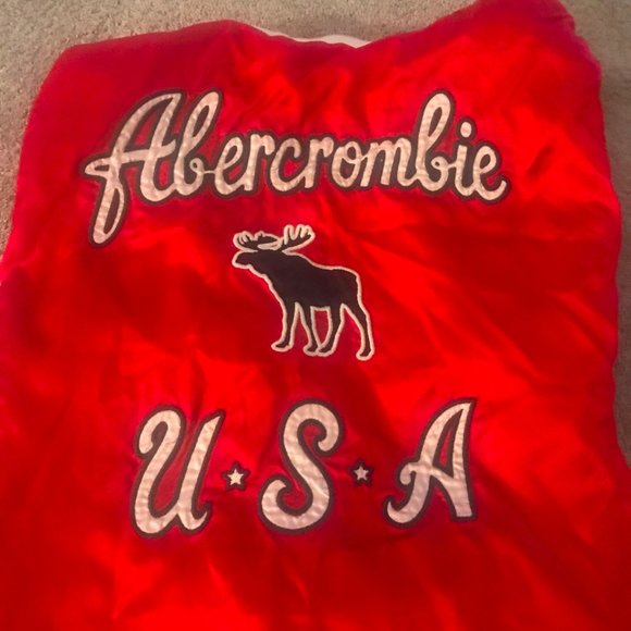 Size 11/12 kind Abercrombie jacket - Picture 3 of 5